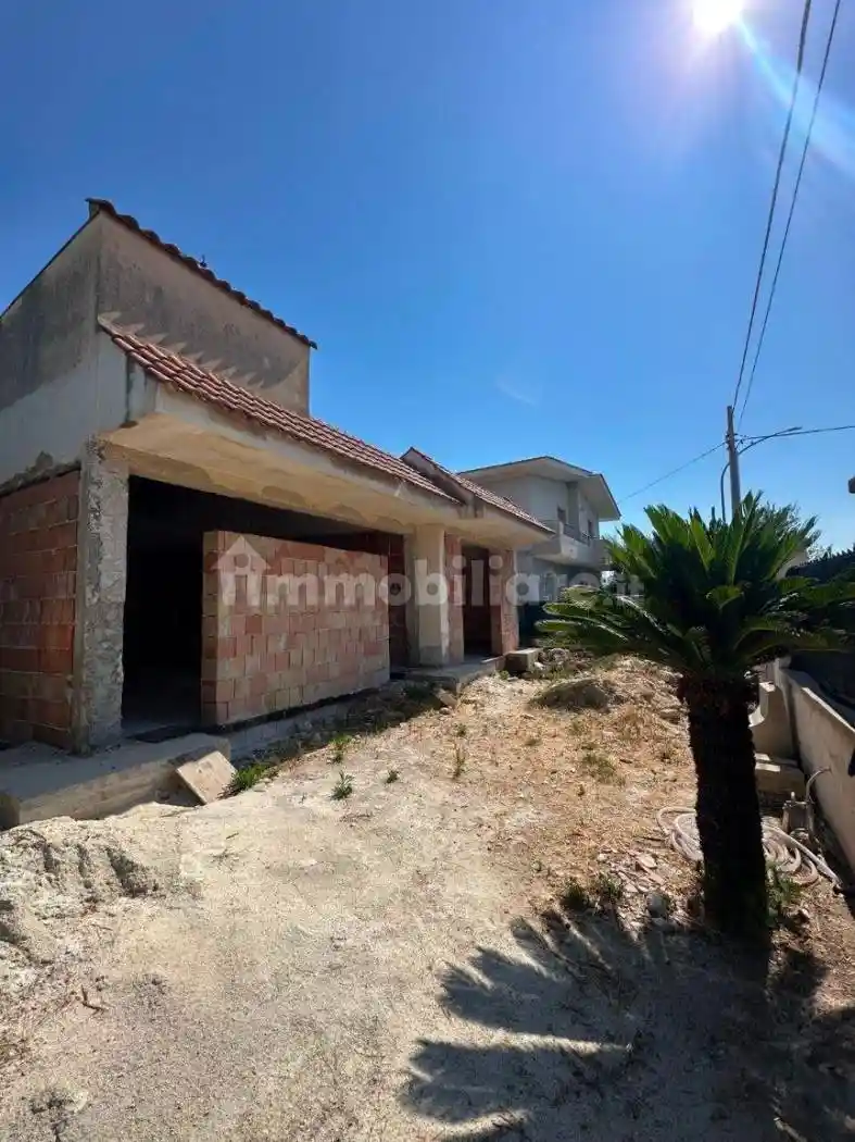 Villa in vendita a Siracusa