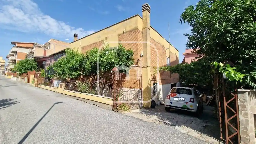 Villa in vendita a Roma