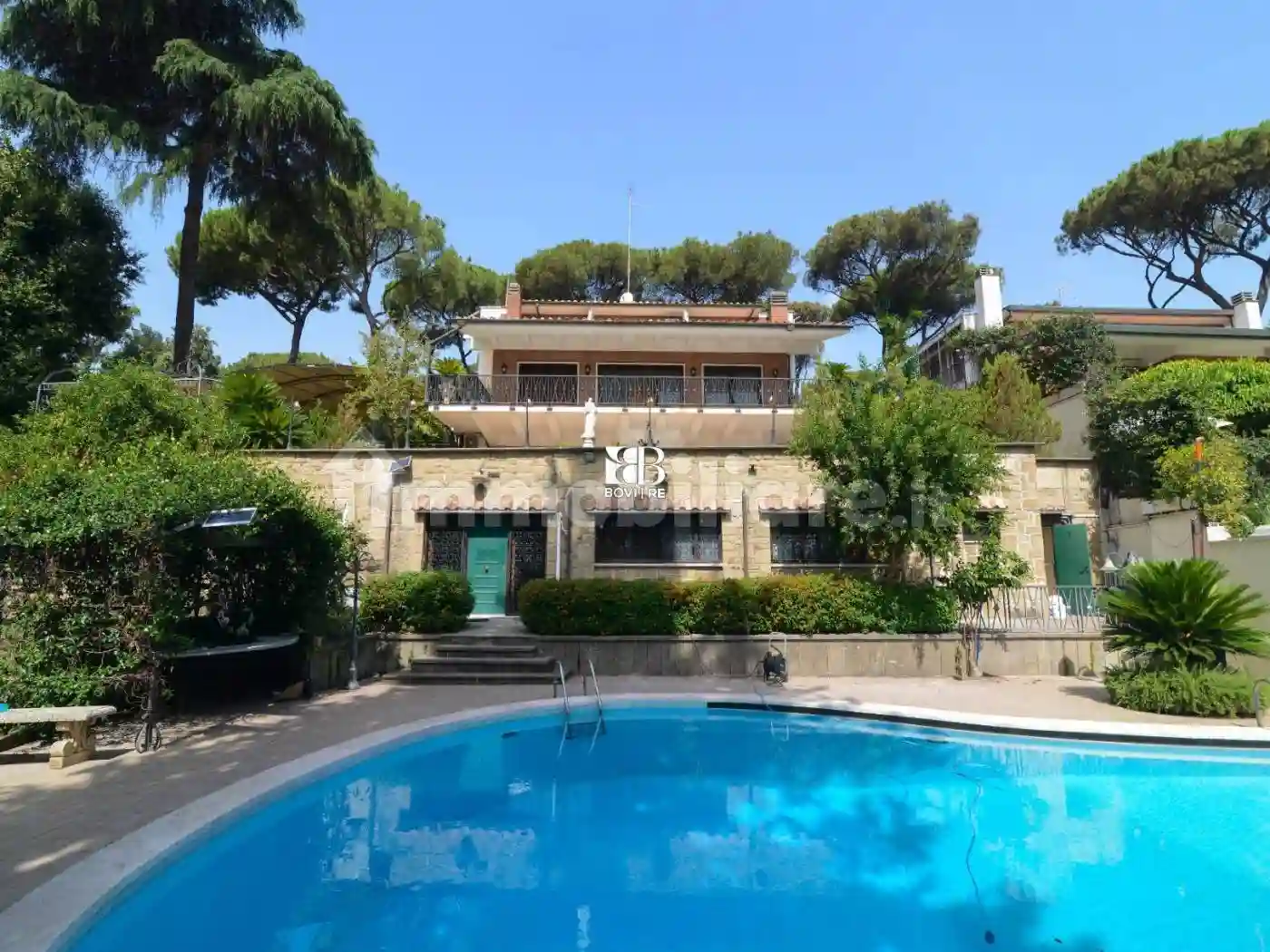 Villa - foto 2