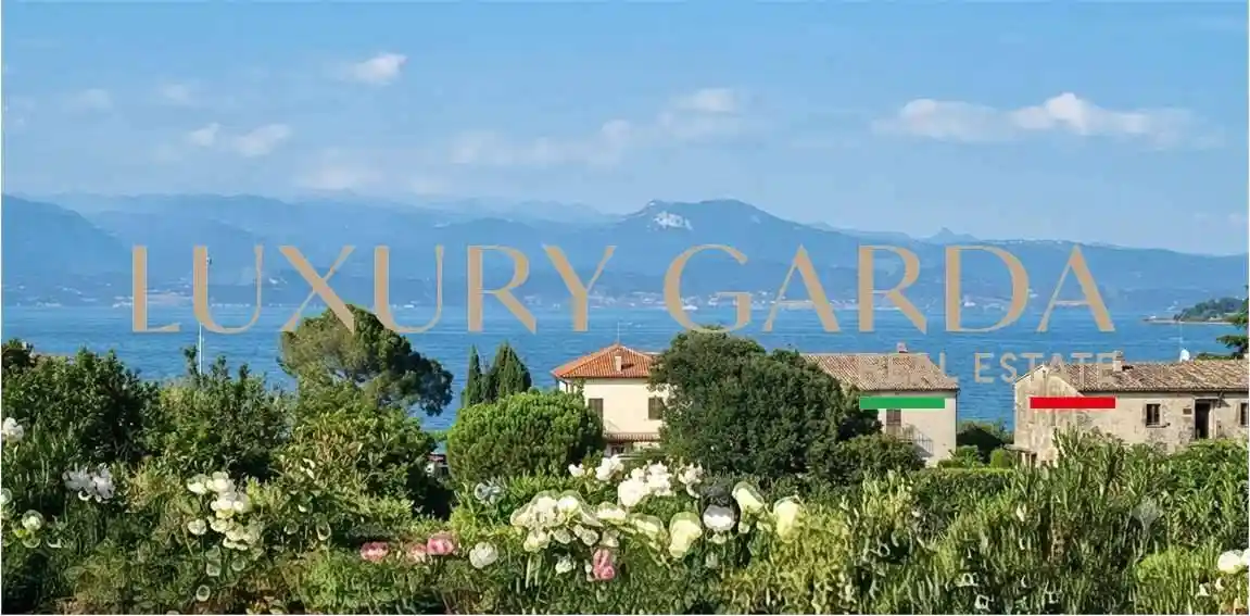 Villa in vendita a Lonato del Garda