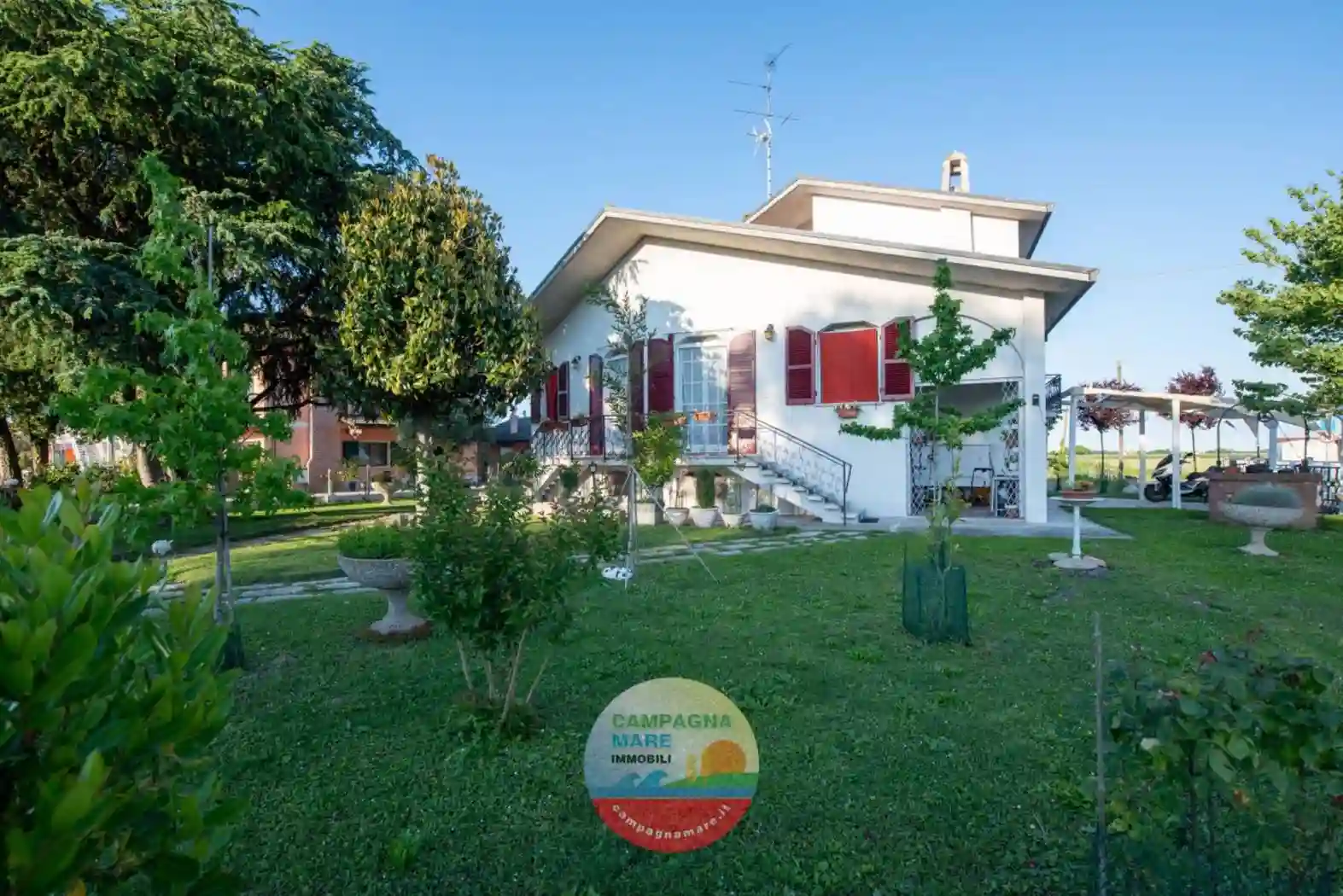 Villa - foto 2