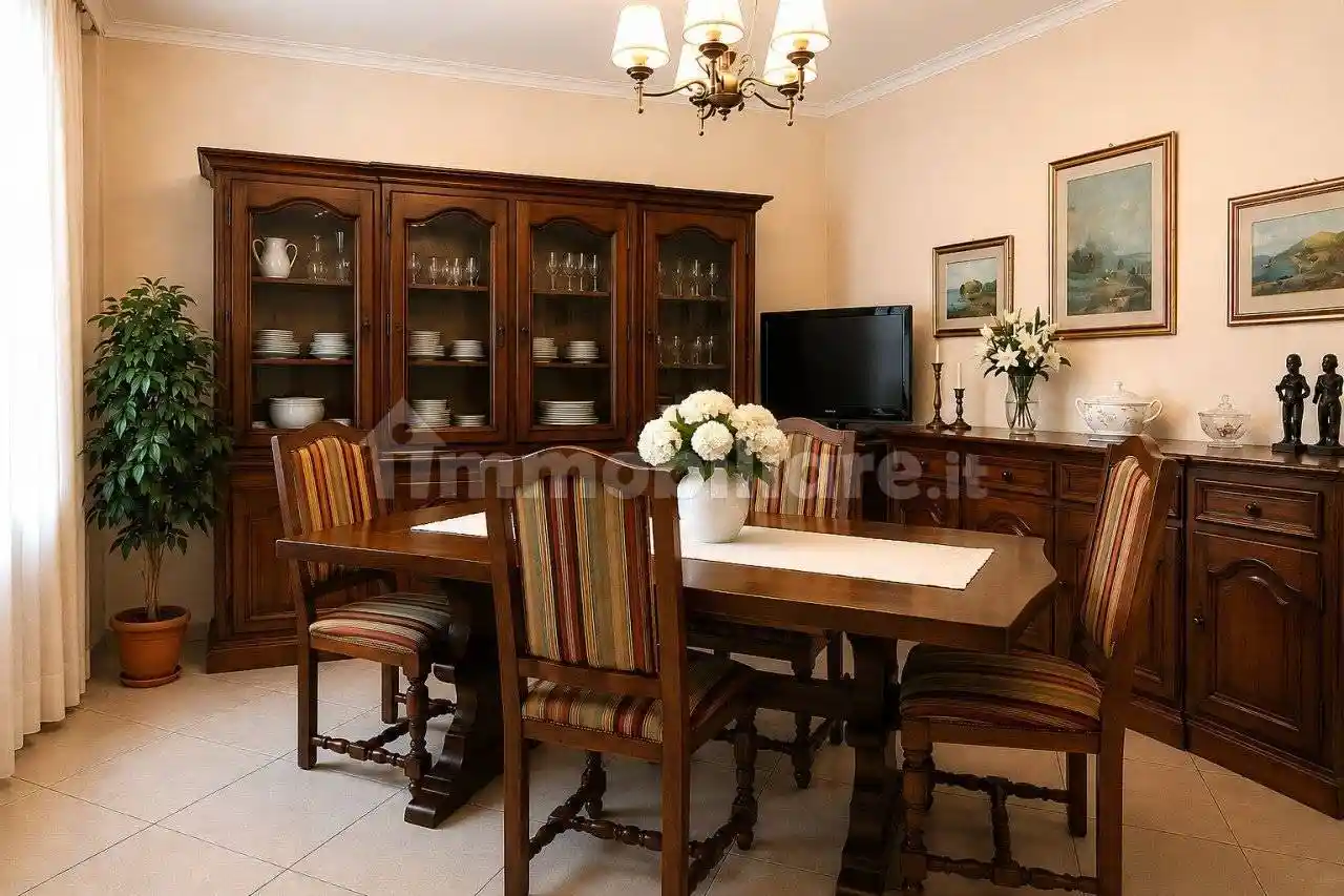 Casa indipendente in vendita a Pistoia