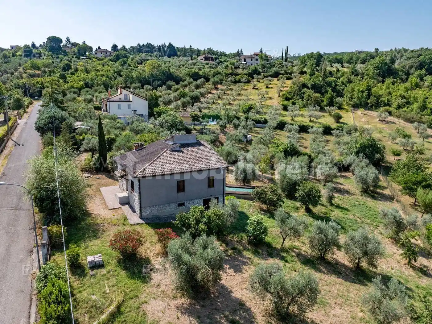 Rustico - Casale in vendita a Montecchio