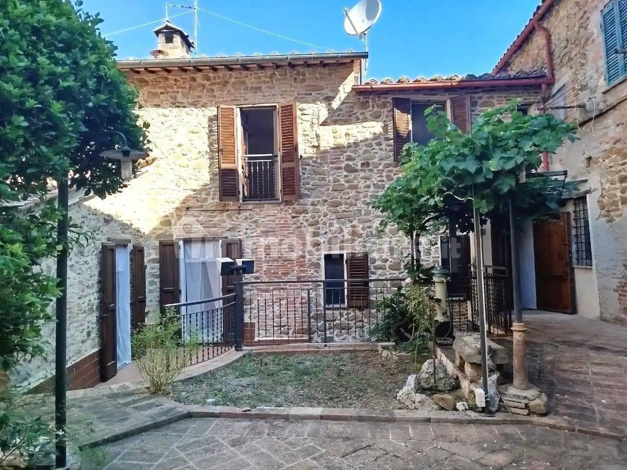 Casa indipendente in vendita a Paciano