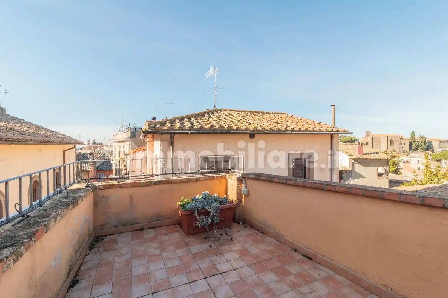 Casa indipendente in vendita a Viterbo