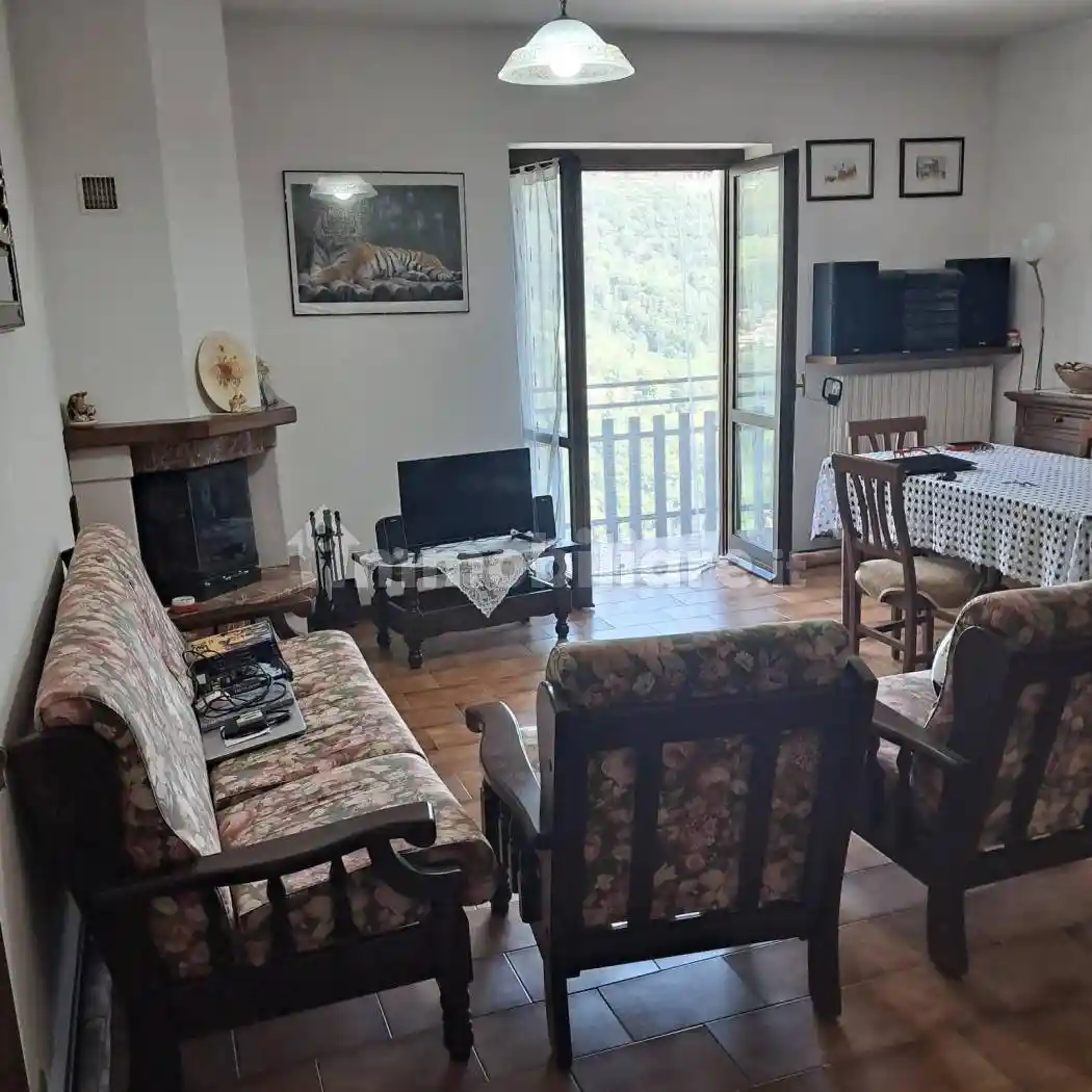 Appartamento in vendita a Algua