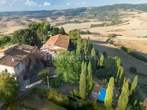 Villa in vendita a Volterra