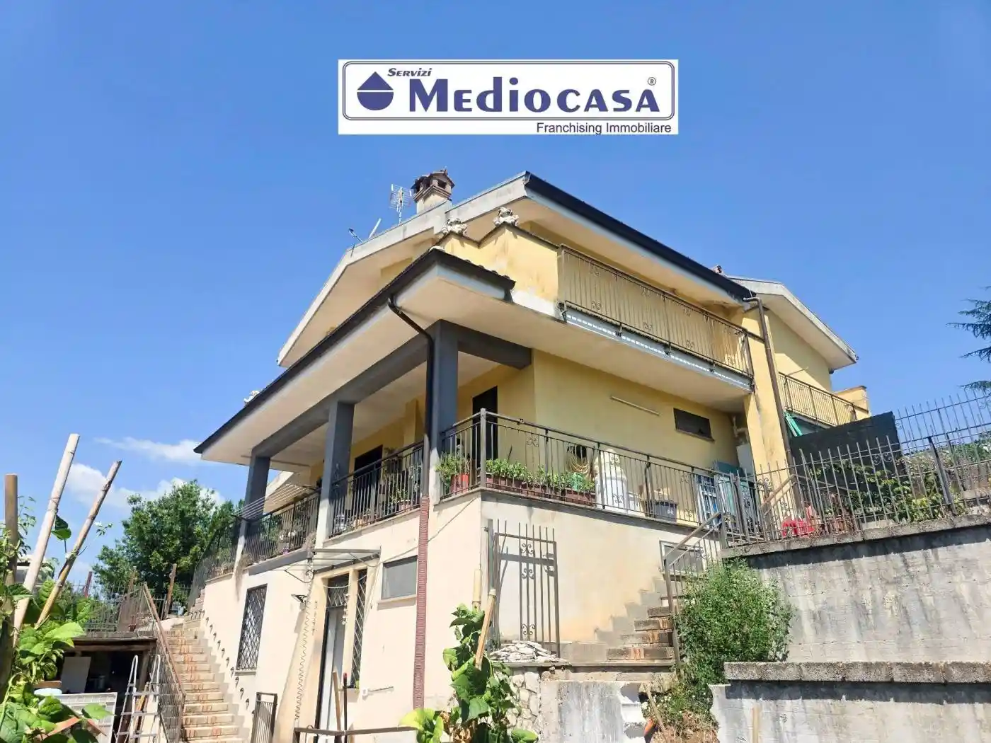 Villa in vendita a Lariano