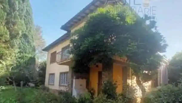 Villa in vendita a Firenze