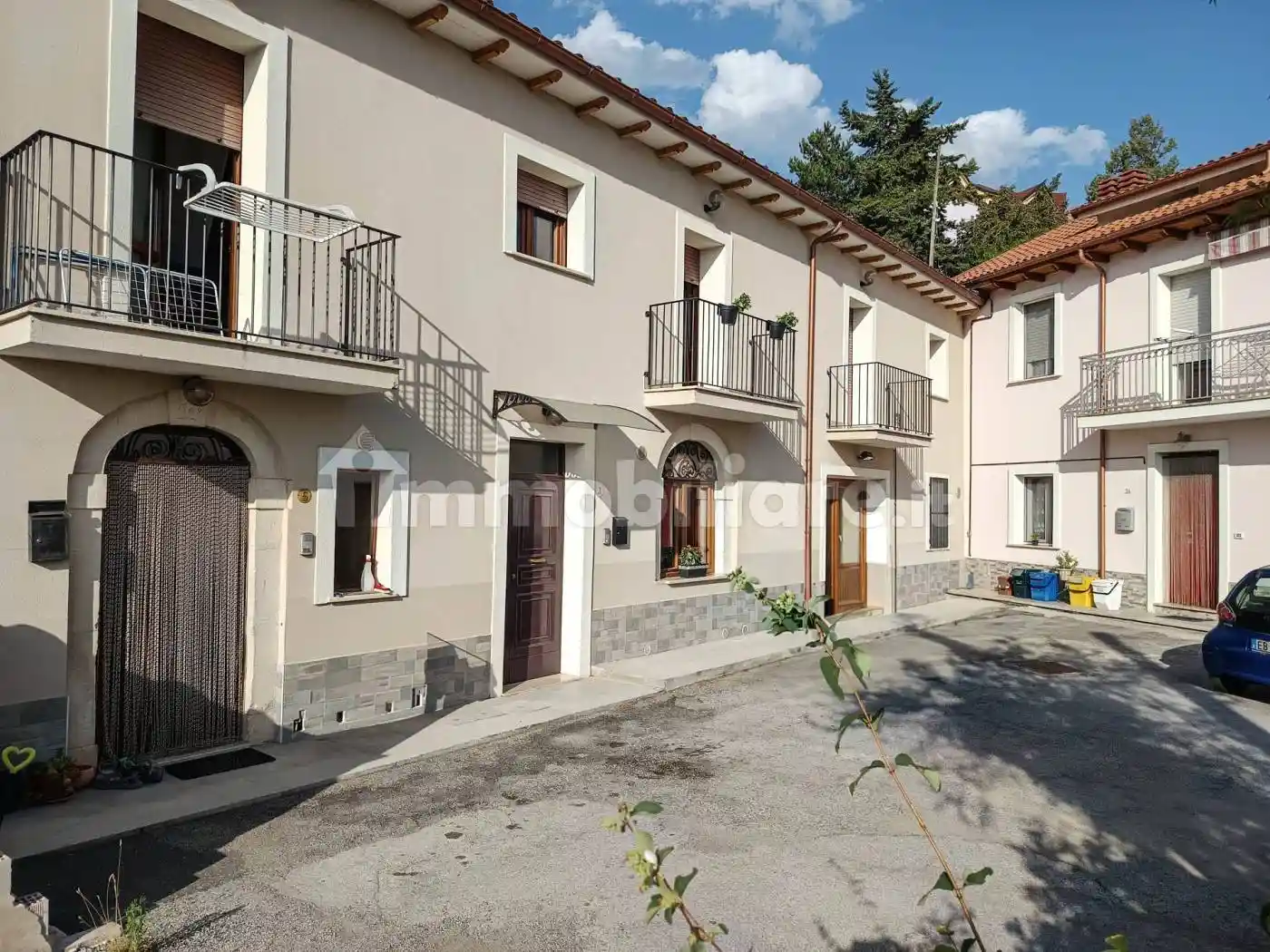 Casa indipendente in affitto a L'Aquila