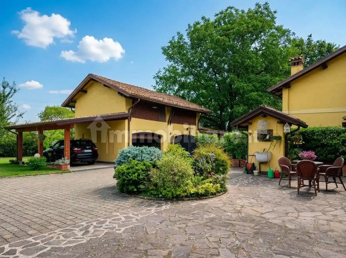 Villa in vendita a Albinea