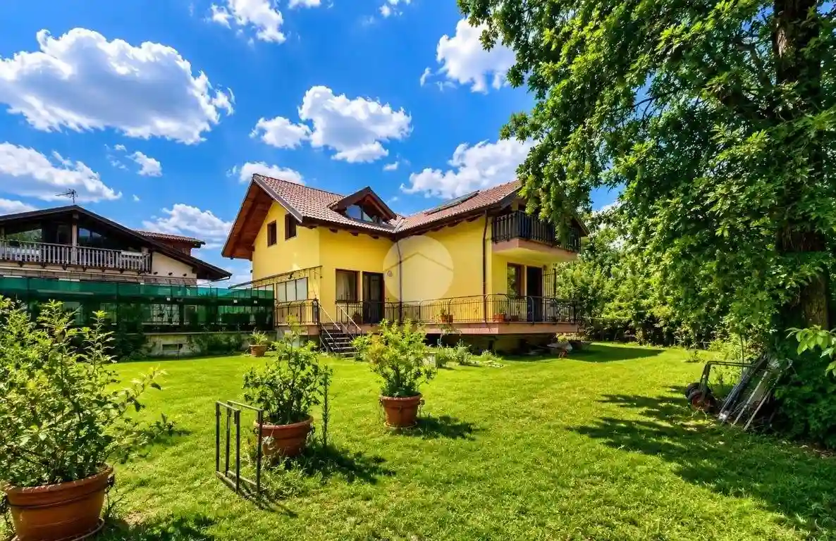 Villa - foto 2