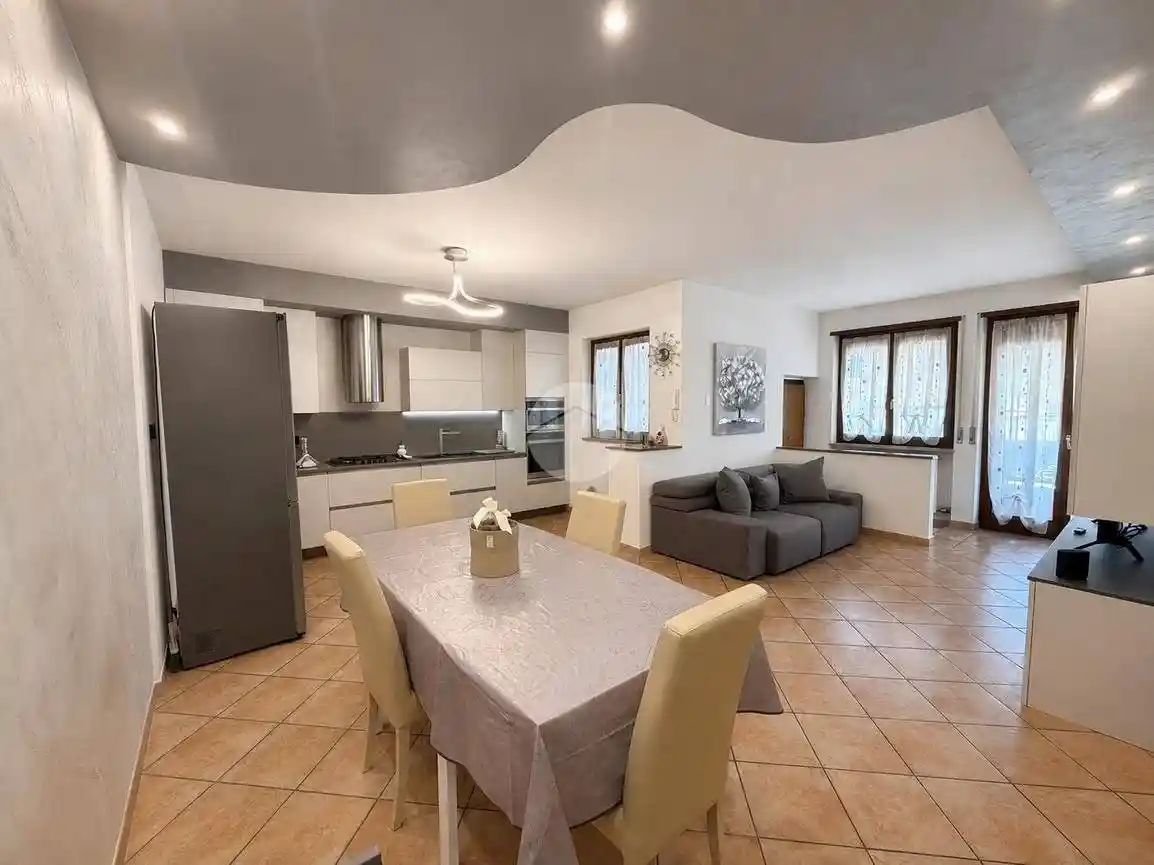Appartamento in vendita a Valeggio sul Mincio