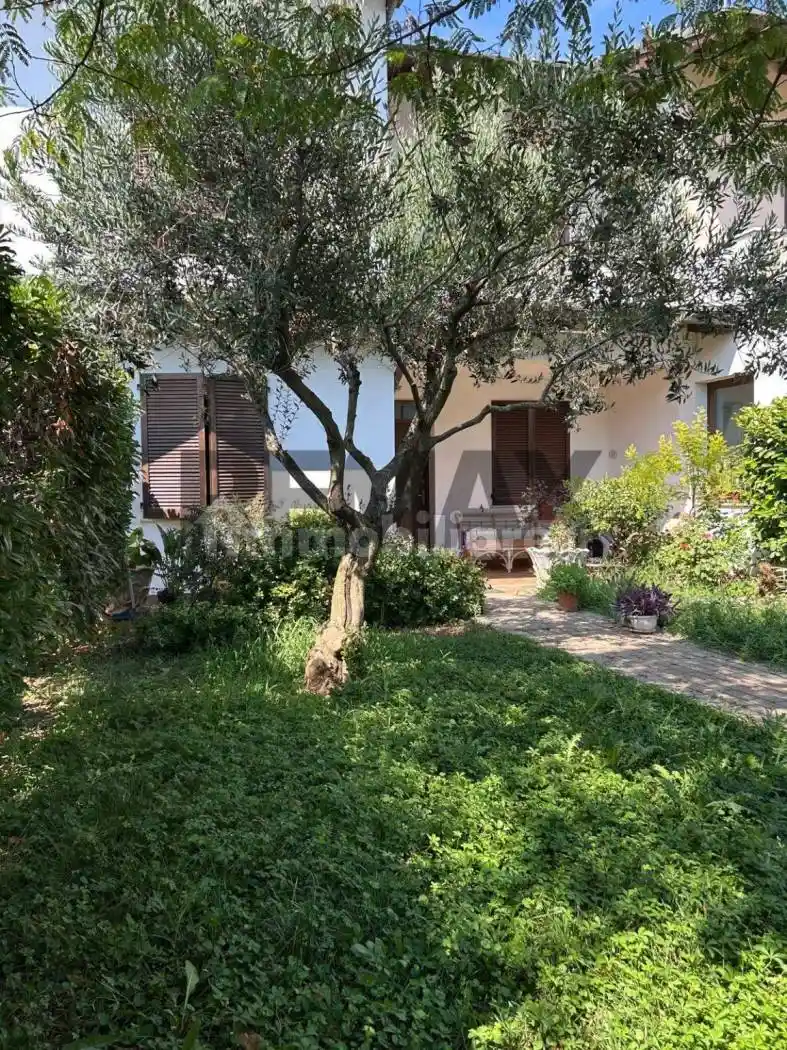 Villetta a schiera in vendita a Castel Goffredo