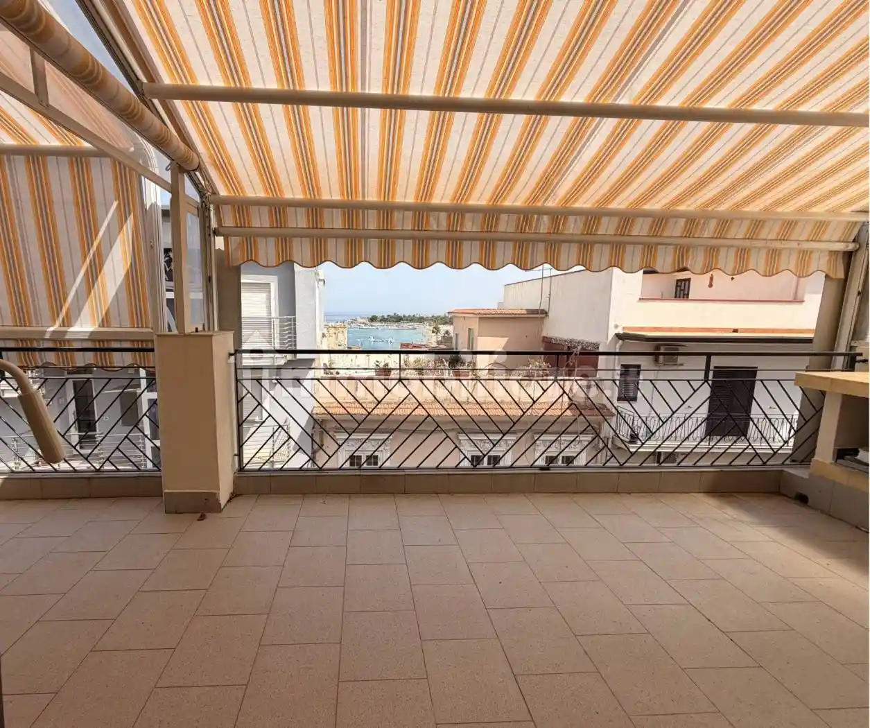 Appartamento in vendita a Giardini-Naxos