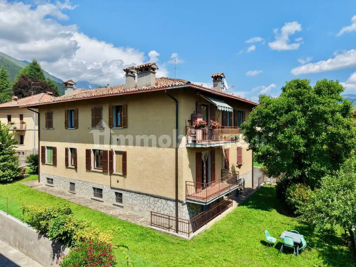 Appartamento in vendita a Rovetta