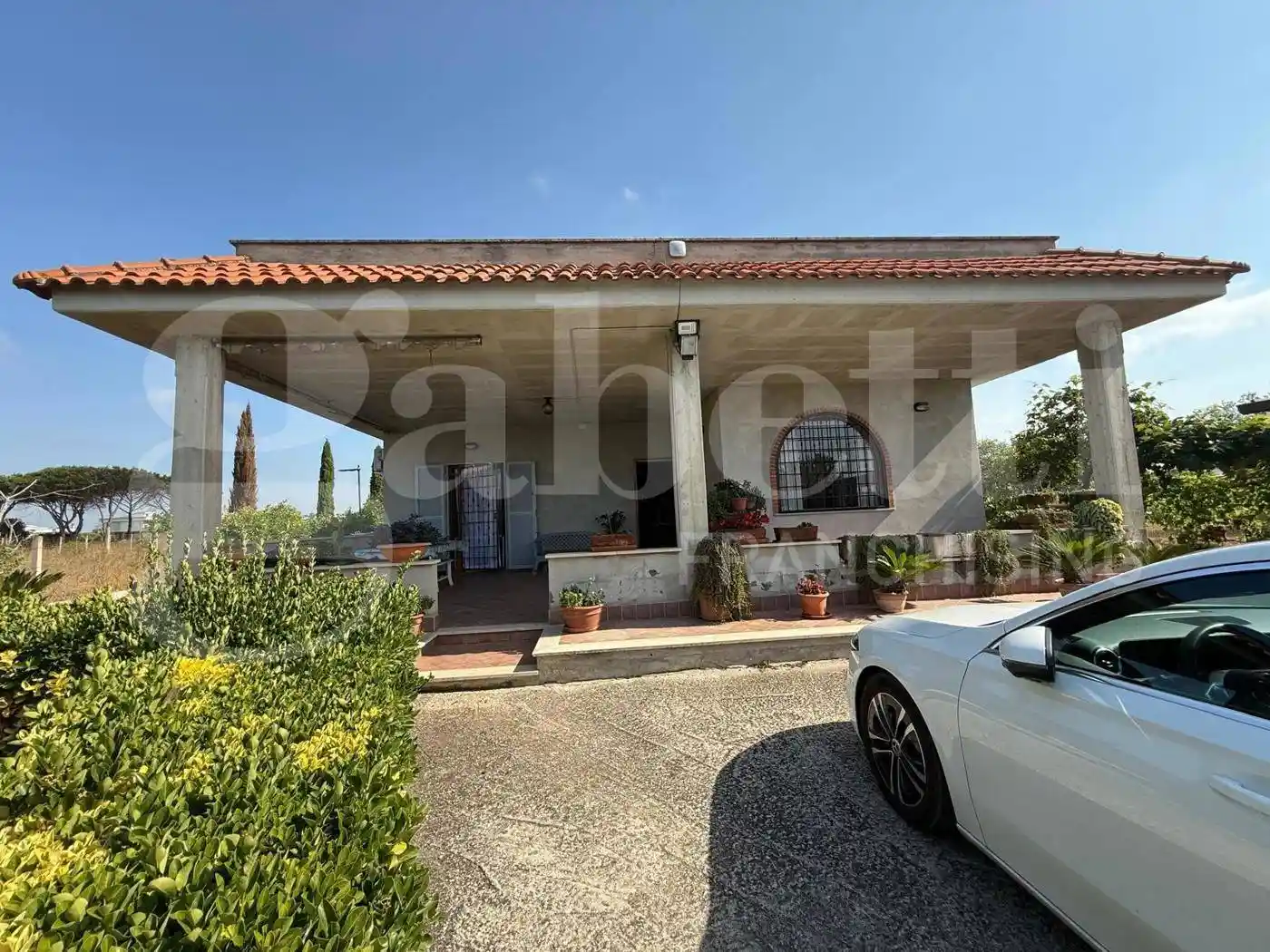 Villa in vendita a Nettuno