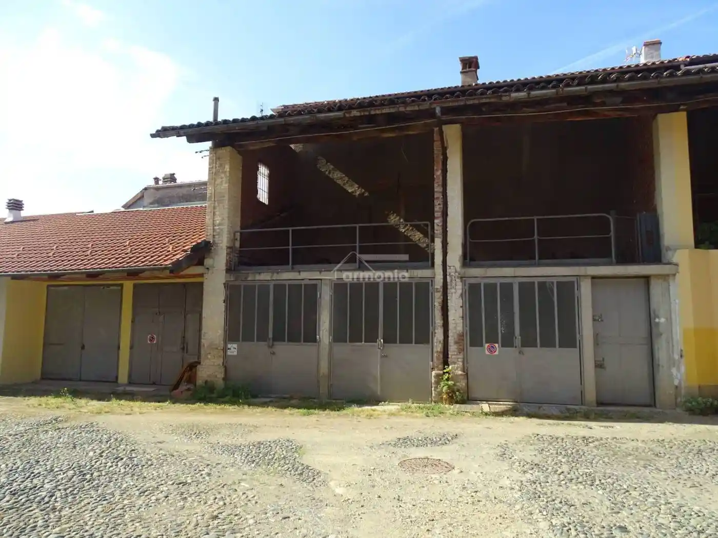 Rustico - Casale in vendita a Nole