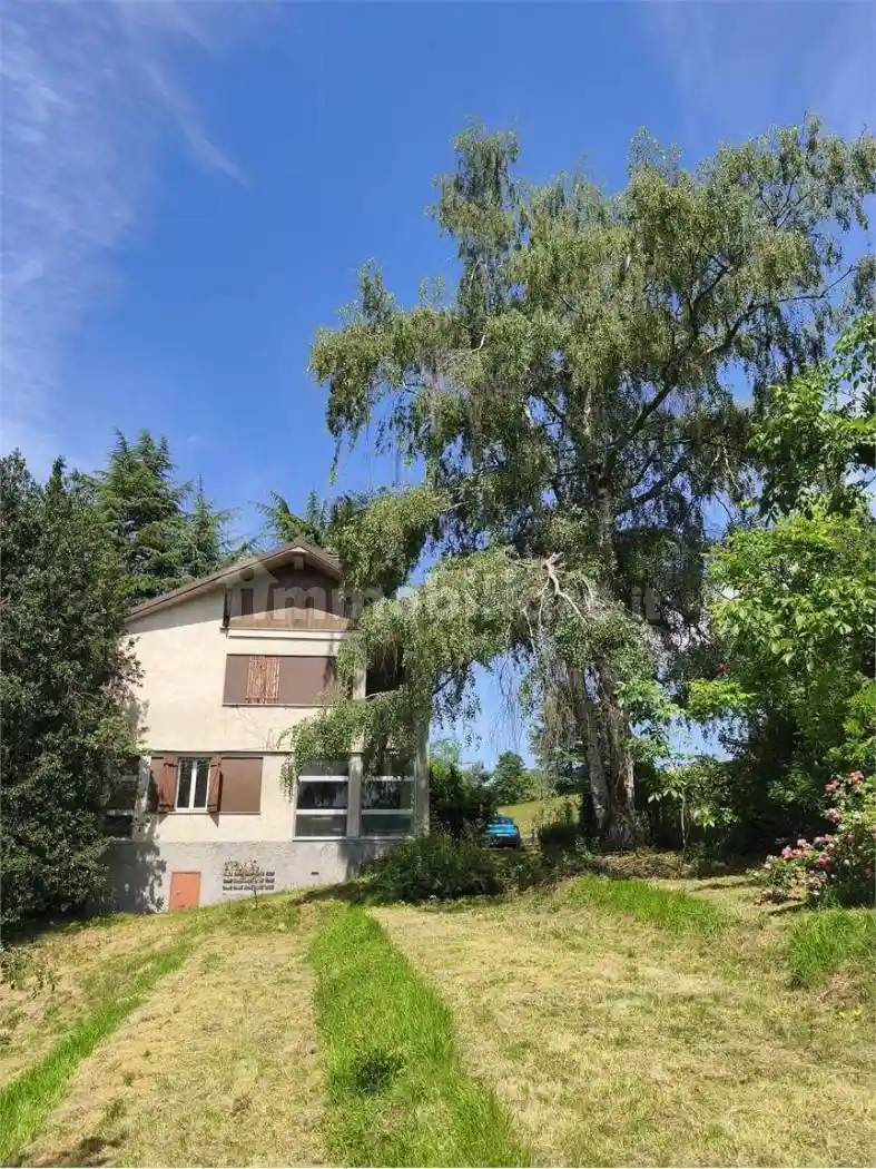 Villa in vendita a Montezemolo