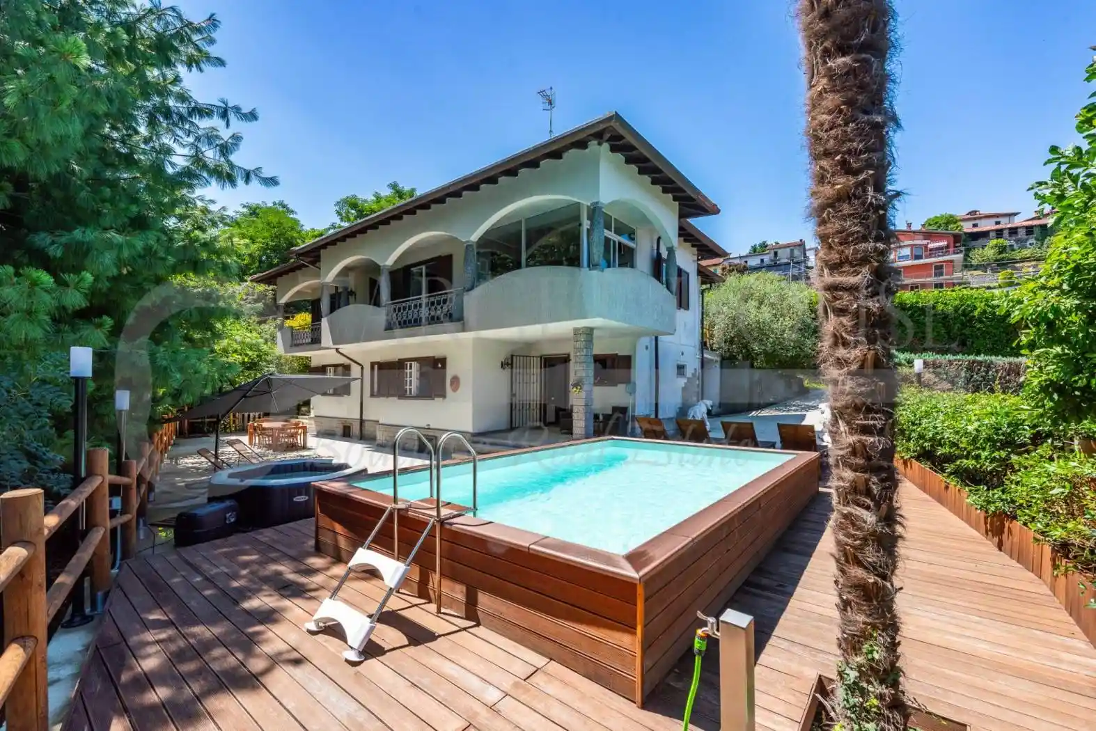 Villa in vendita a Stresa