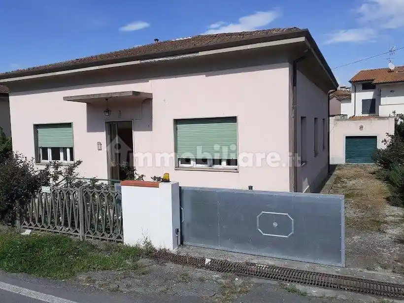 Villa in vendita a Vecchiano