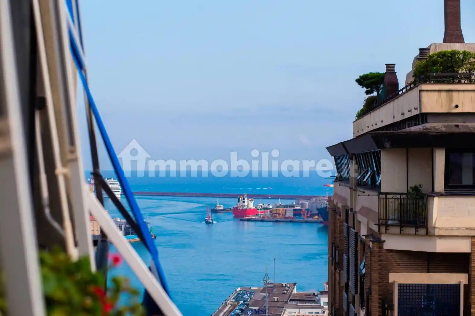 Appartamento in vendita a Genova