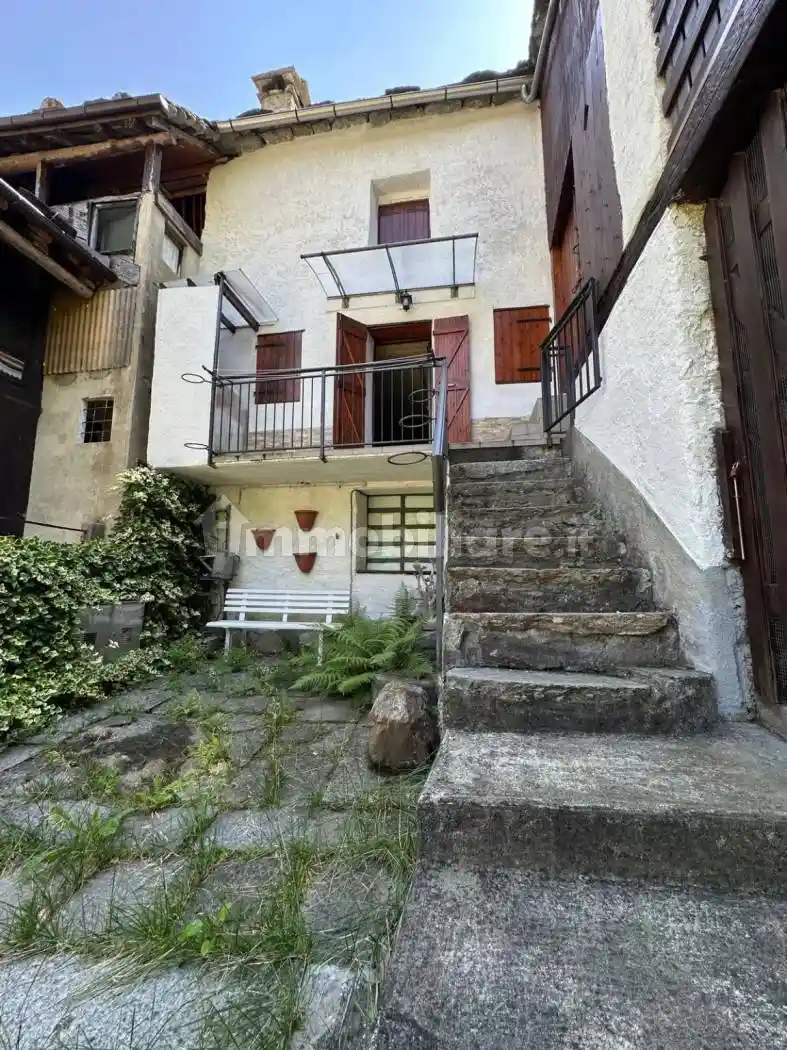 Casa indipendente in vendita a Piode