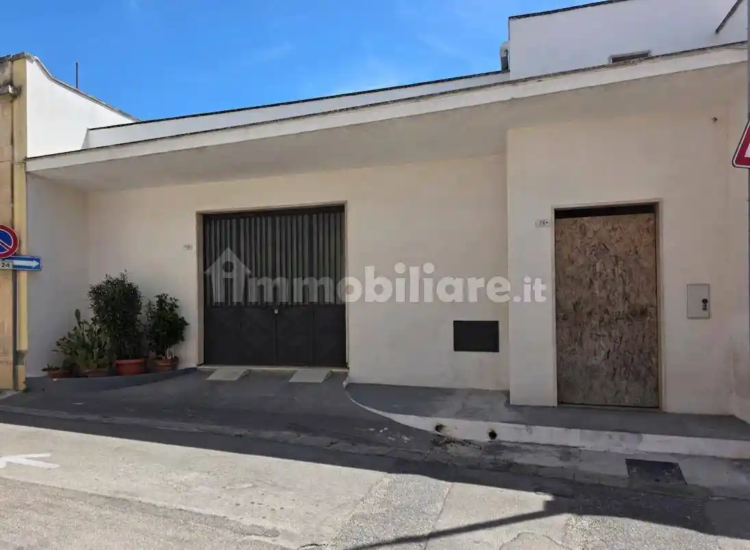 Rustico - Casale in vendita a Muro Leccese