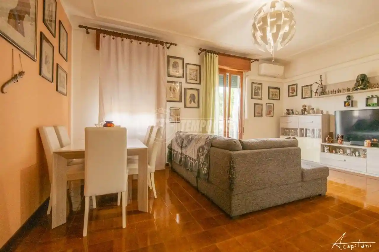 Appartamento in vendita a Modena