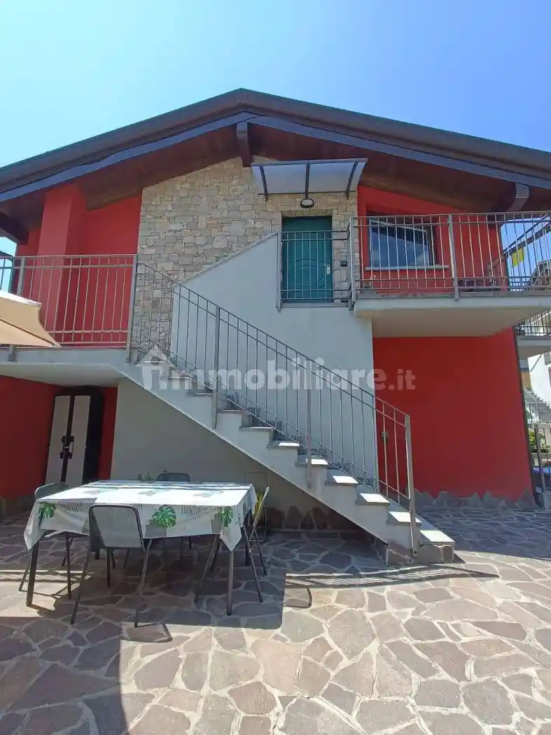 Appartamento in vendita a Villa d'Almè
