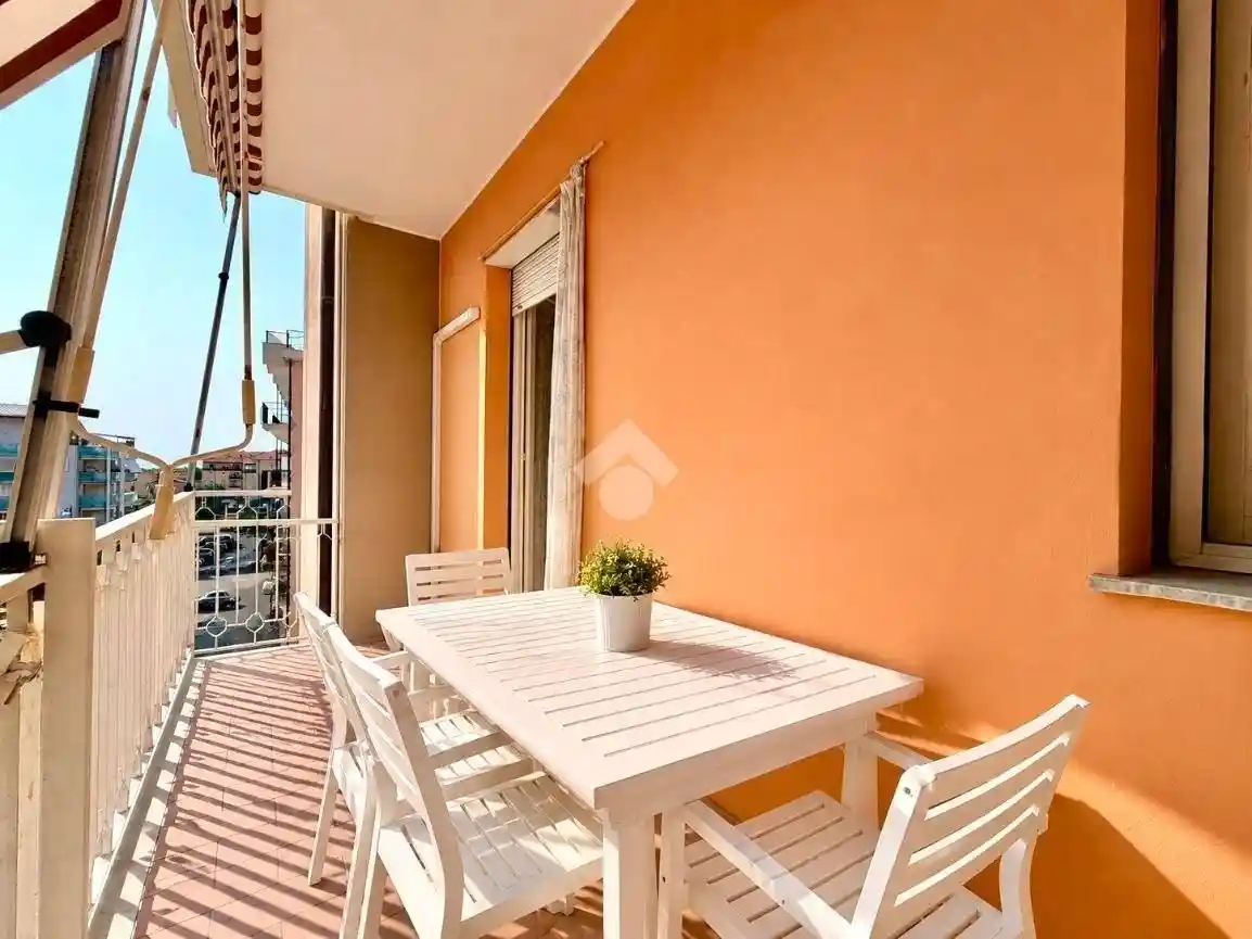 Appartamento in vendita a Albenga