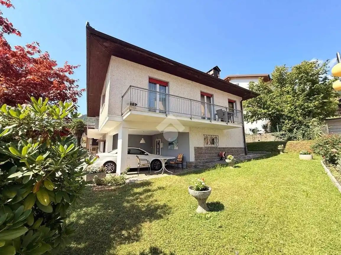 Villa in vendita a Levico Terme