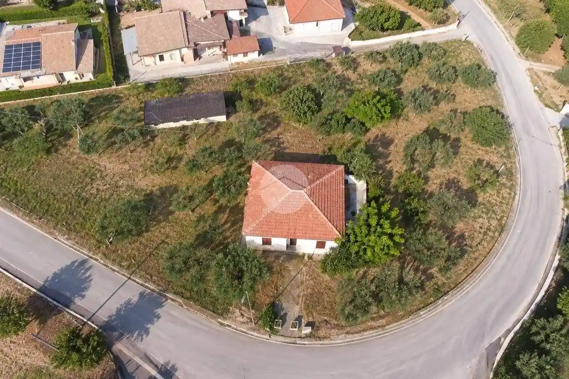Villa in vendita a Torrevecchia Teatina