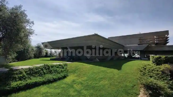 Villa in vendita a Polpenazze del Garda