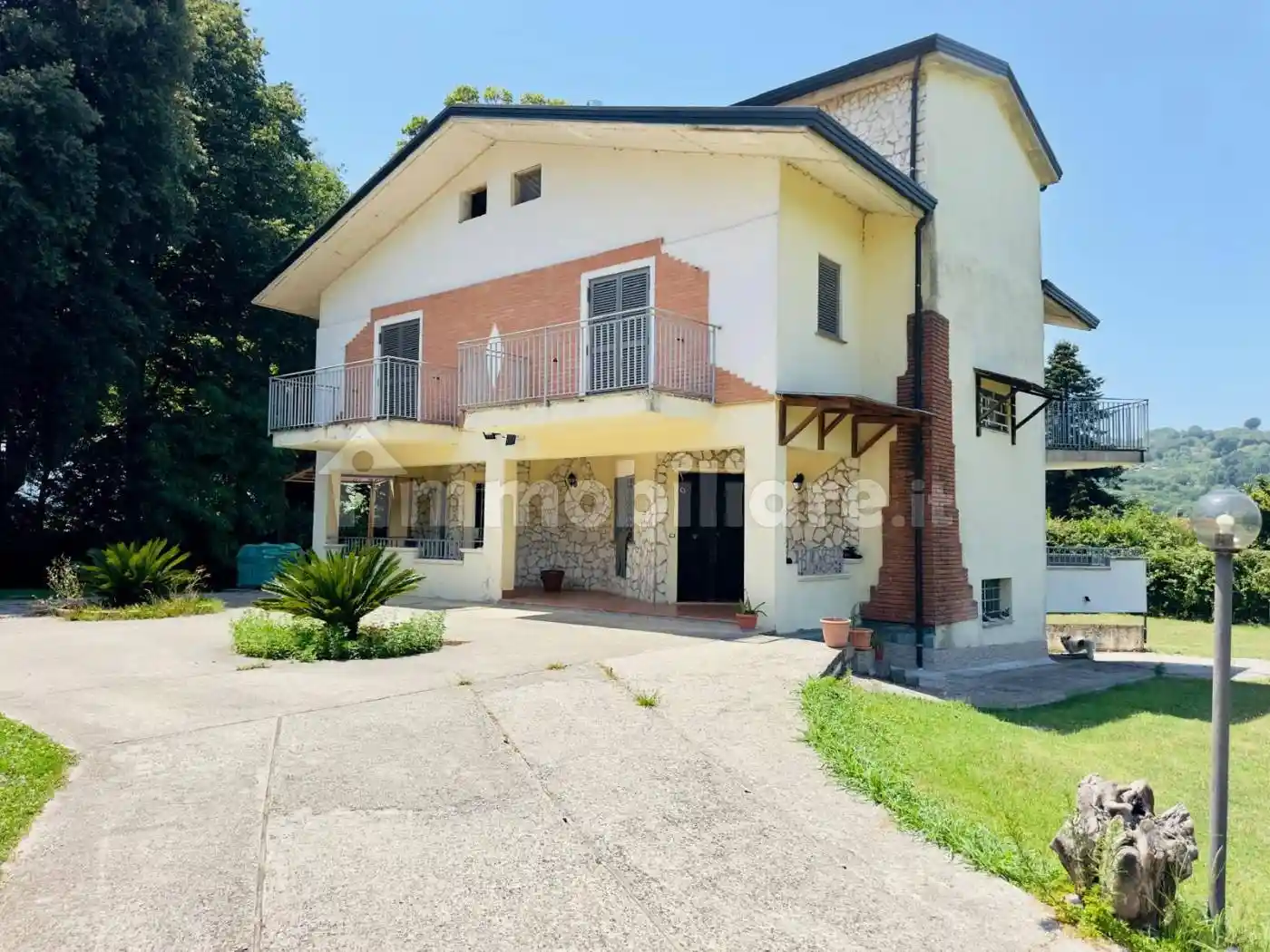 Villa in vendita a Aiello del Sabato