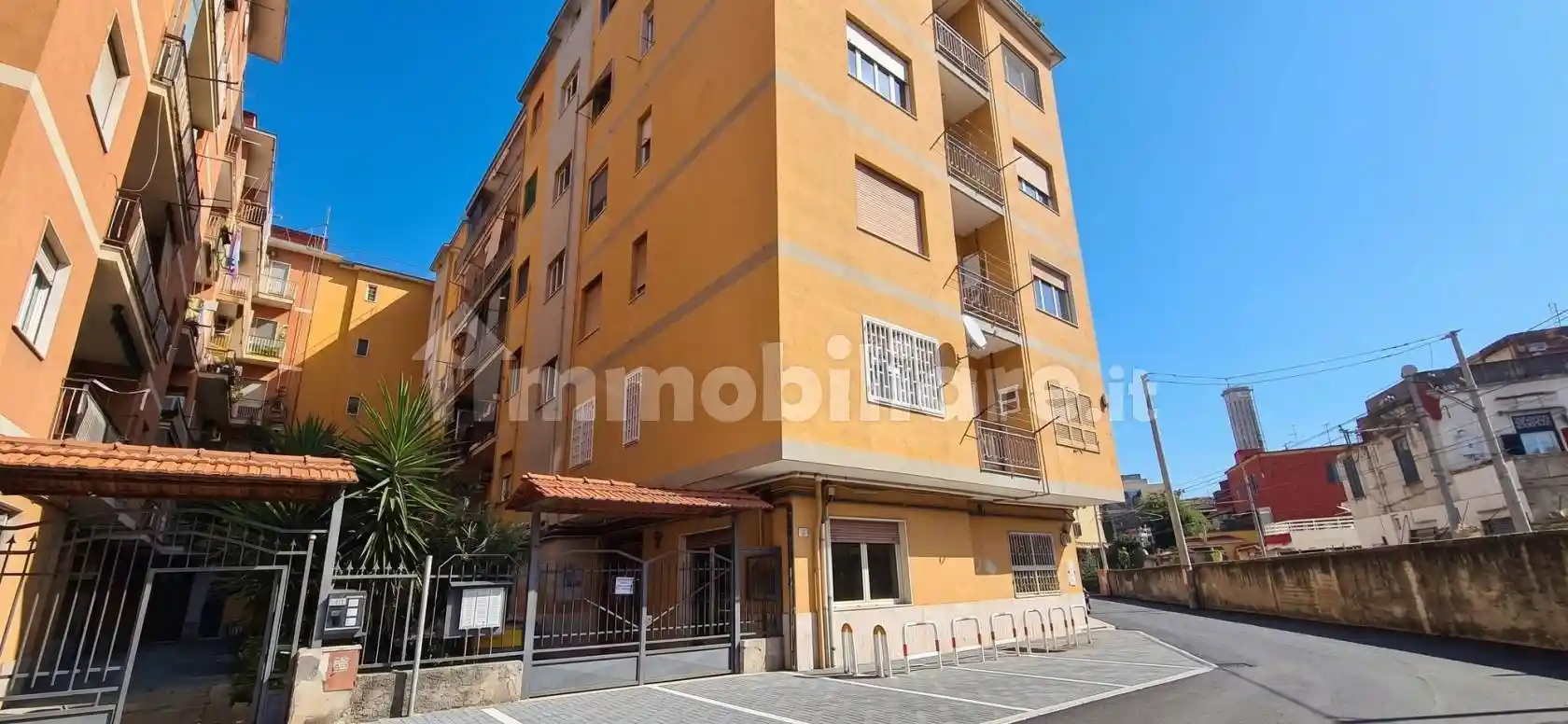 Appartamento in affitto a Napoli