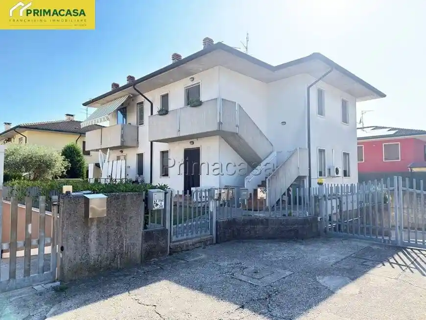 Appartamento in vendita a Albaredo d'Adige