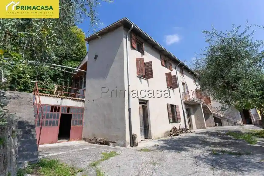 Rustico - Casale in vendita a Negrar di Valpolicella