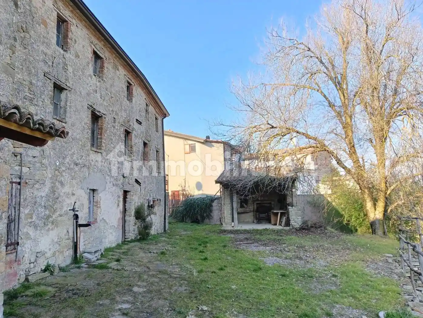 Rustico - Casale in vendita a Alta Val Tidone