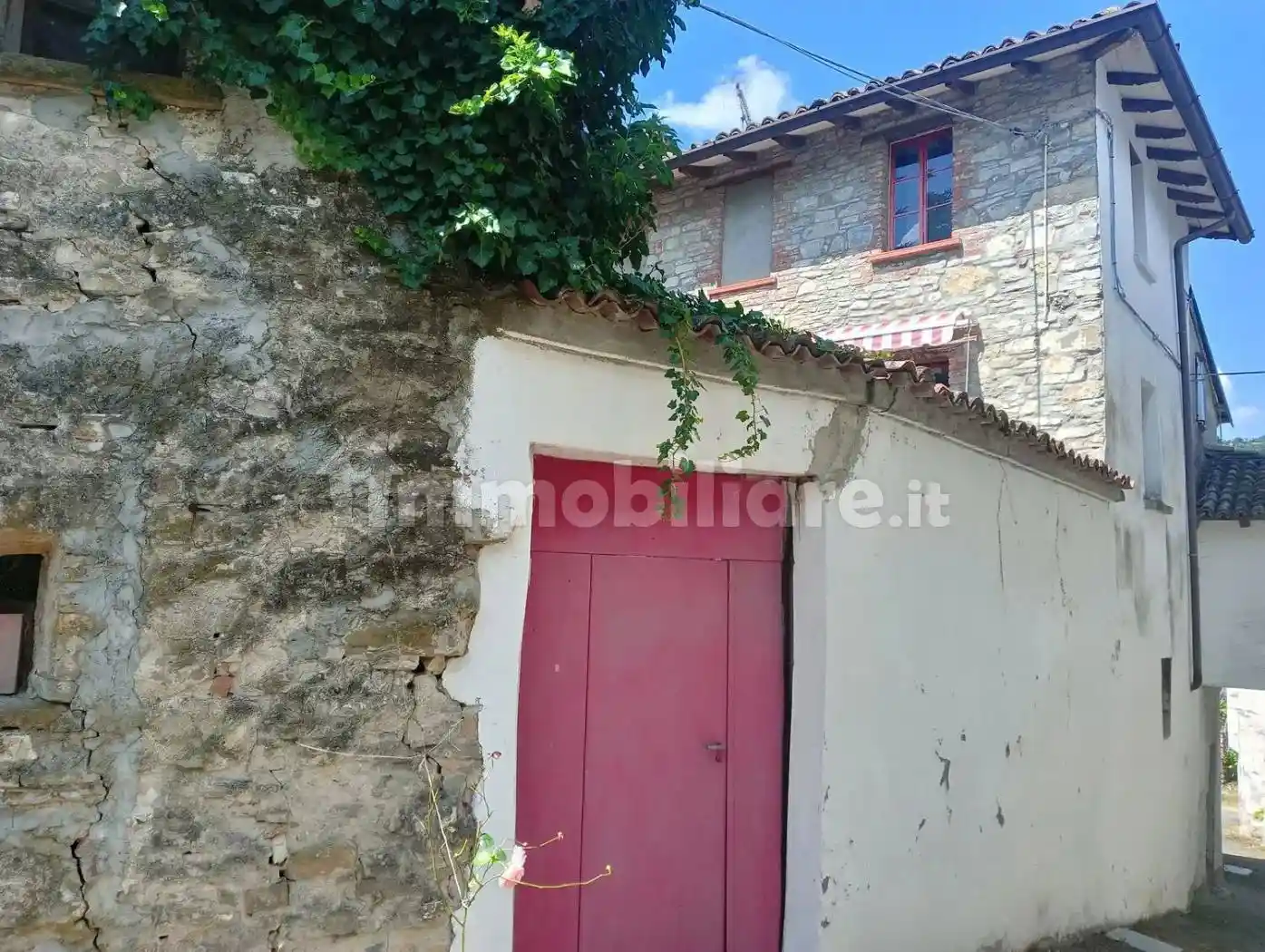 Villa in vendita a Alta Val Tidone