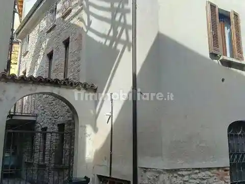 Appartamento in vendita a Alta Val Tidone