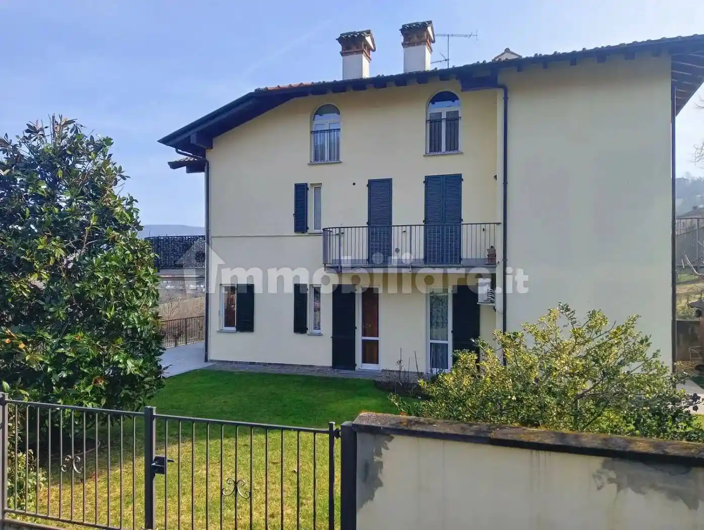 Appartamento in vendita a Zavattarello
