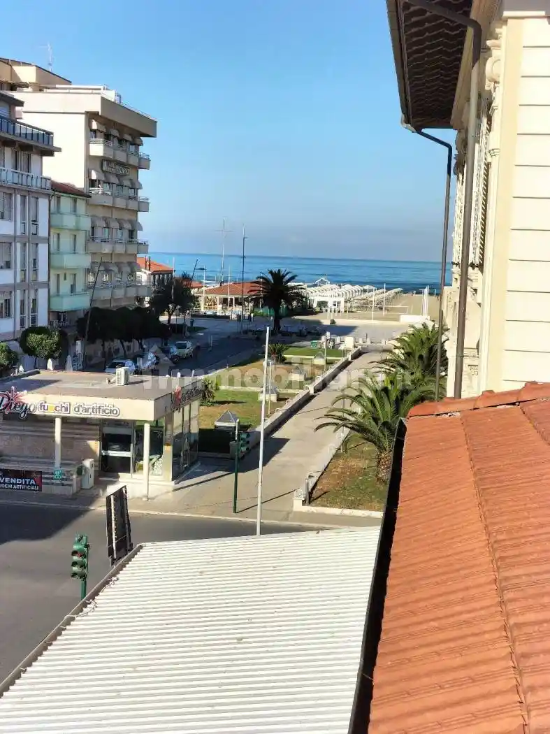 Appartamento in affitto a Camaiore