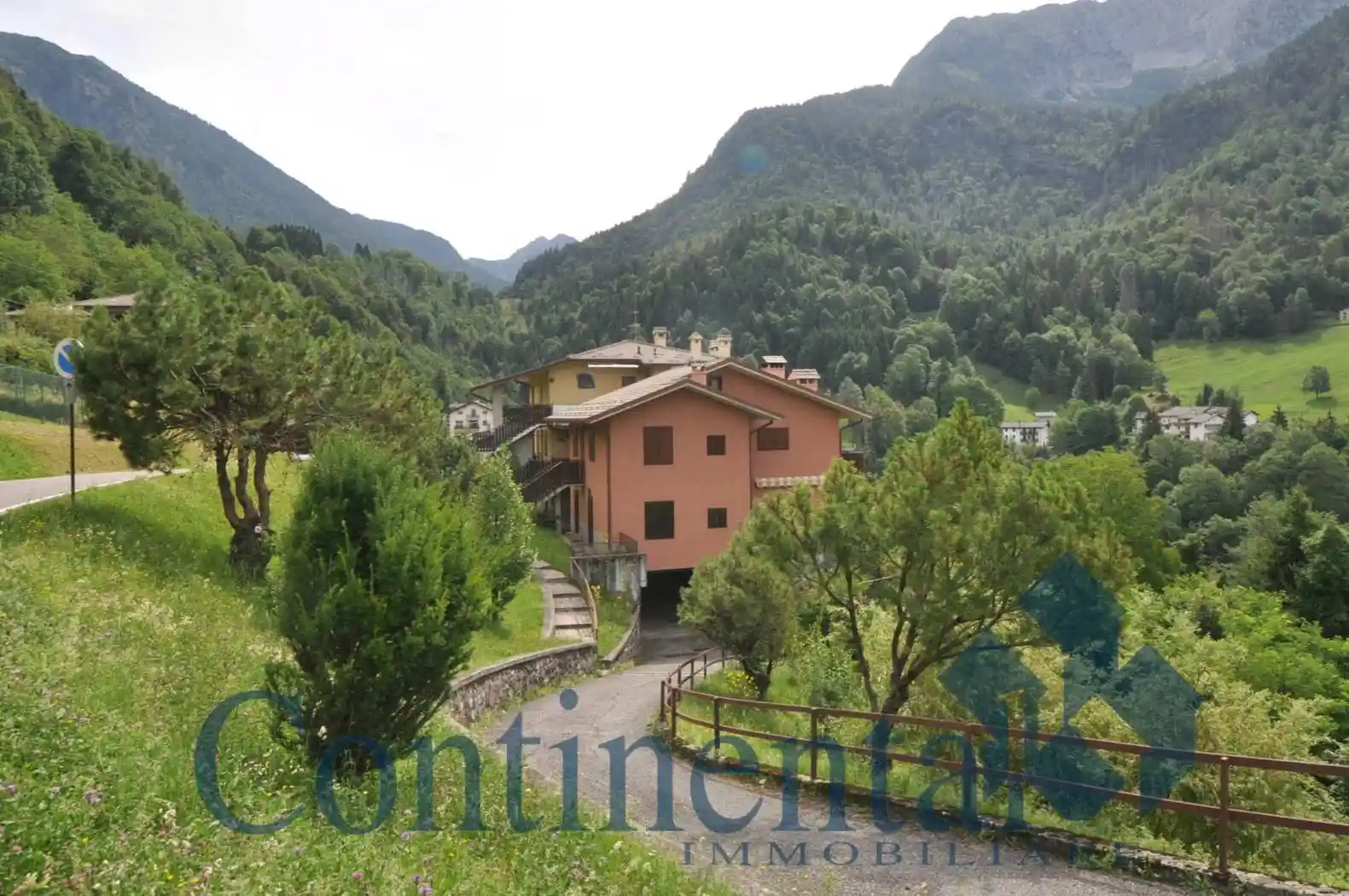 Appartamento in vendita a Roncobello
