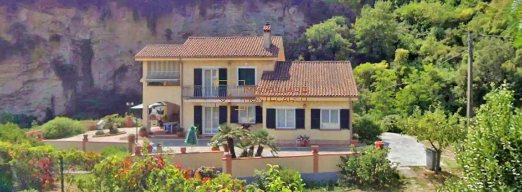 Villa in vendita a Dolceacqua