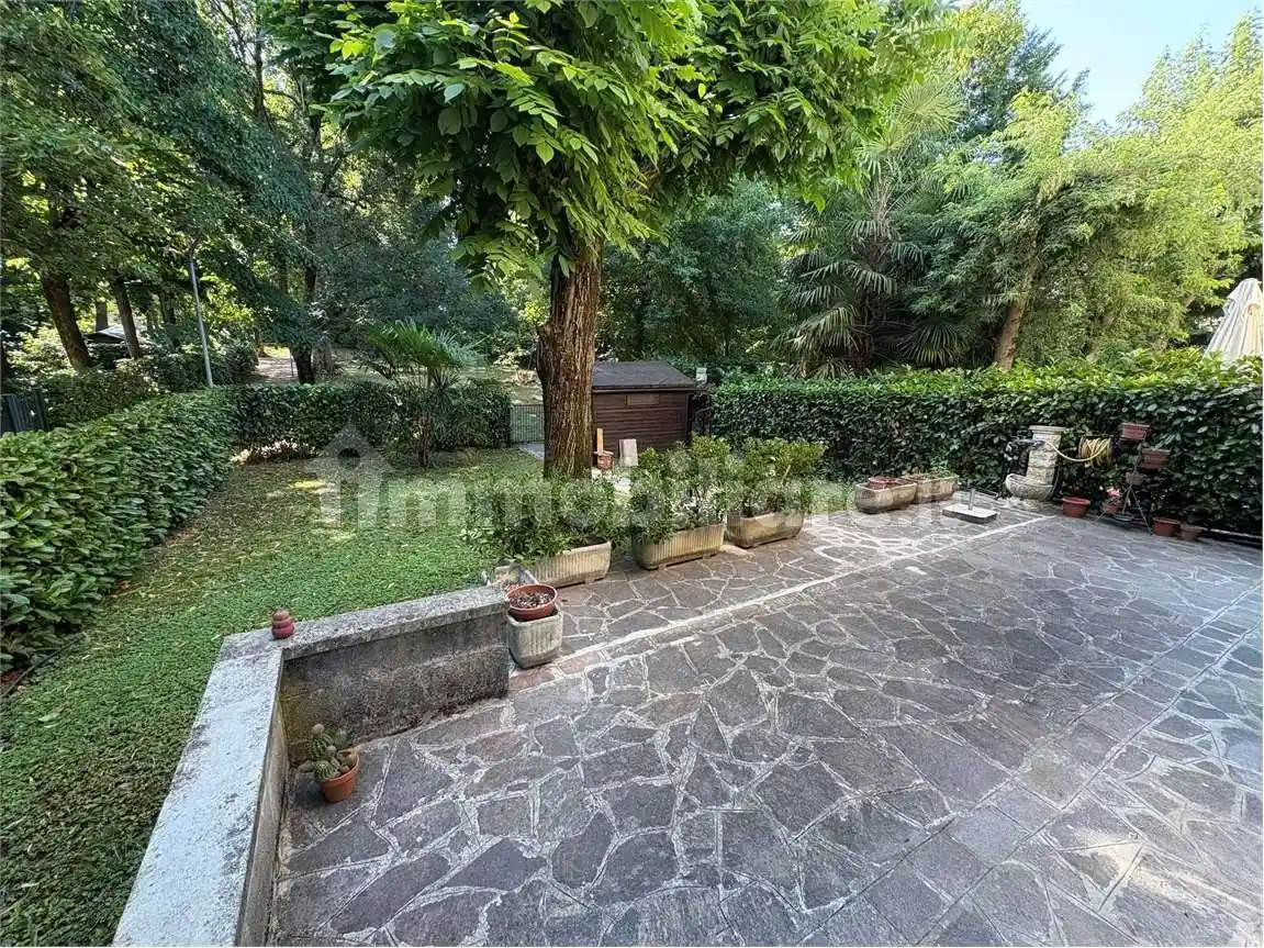 Villetta a schiera in vendita a Modena