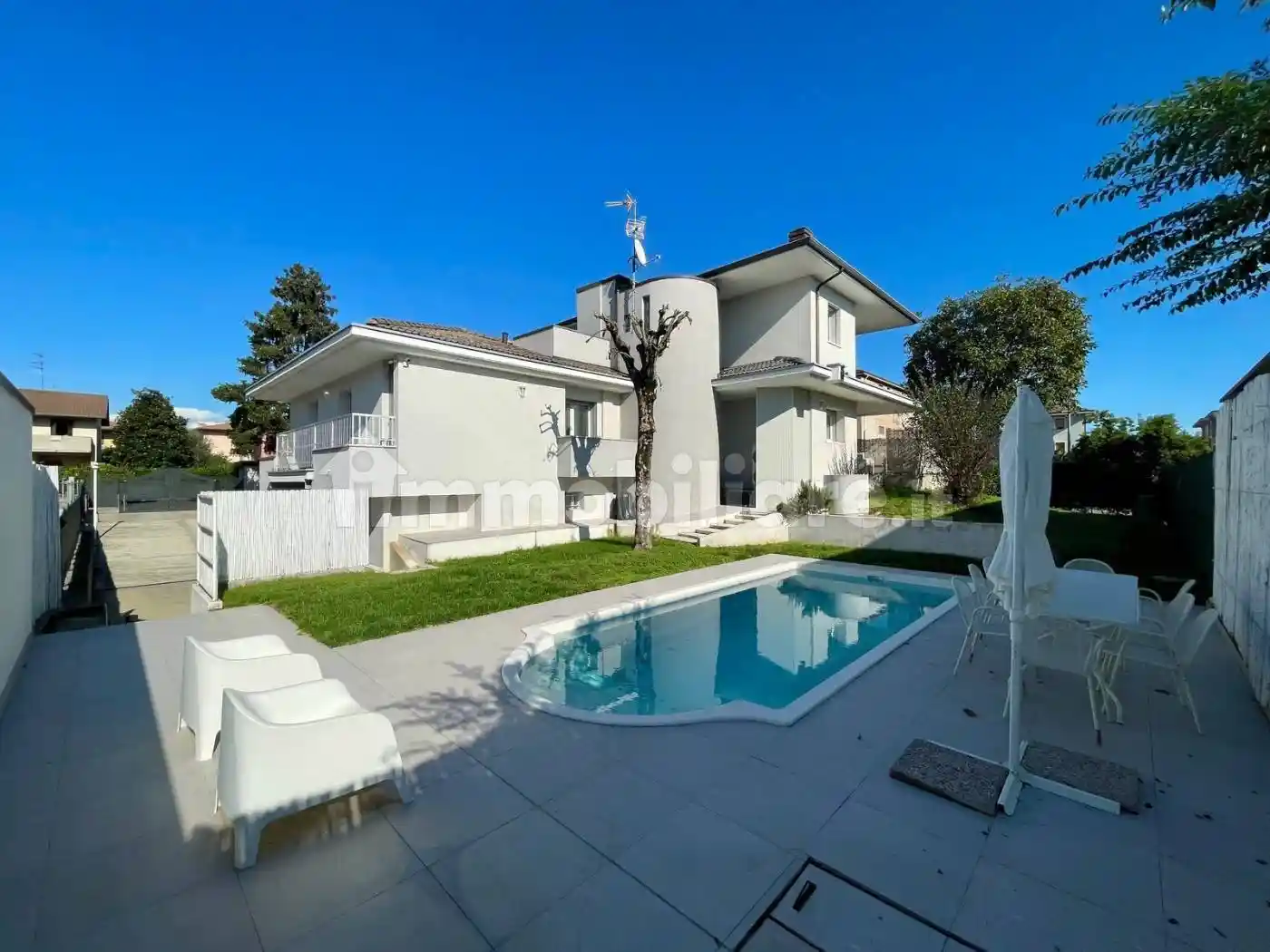 Villa in vendita a Chiari
