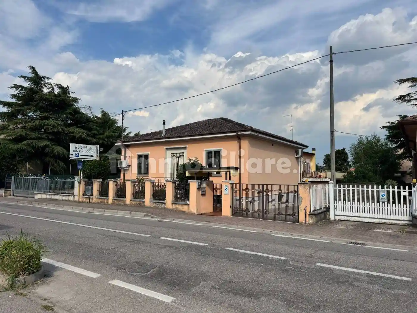 Villa in vendita a Villafranca di Verona