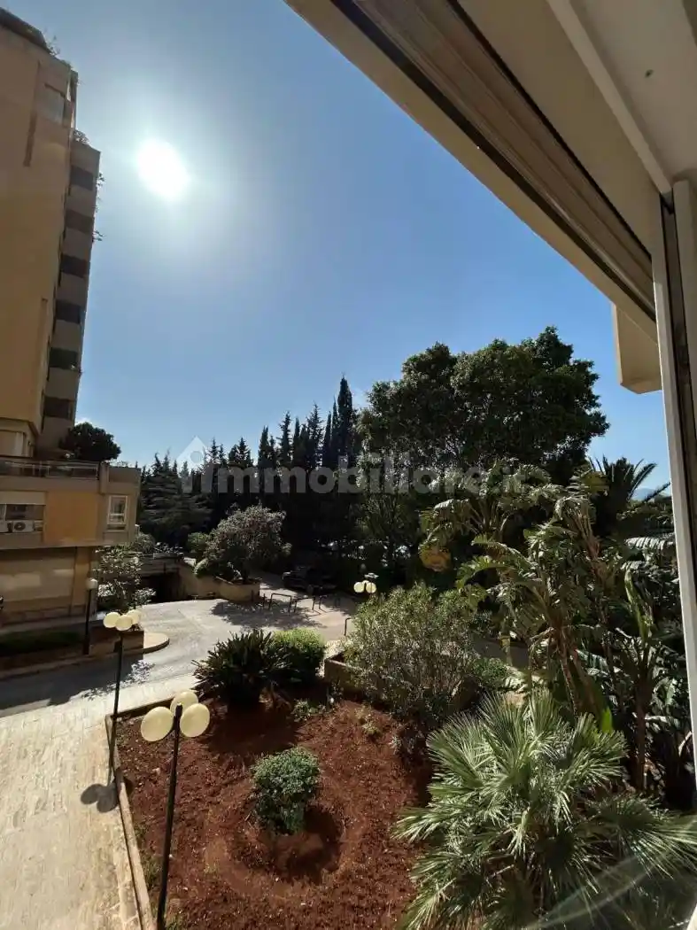 Appartamento in vendita a Palermo