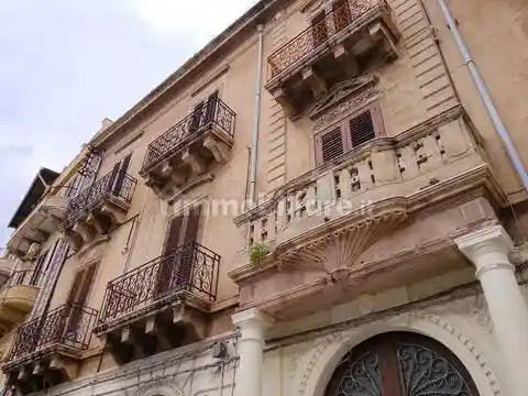 Appartamento in vendita a Partinico